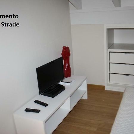 Hotel Il Cortile Каннеро-Ривьера Экстерьер фото